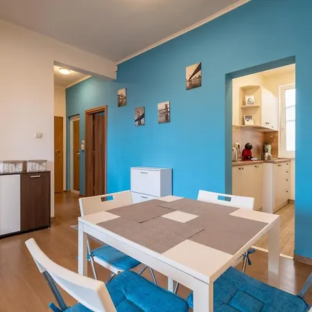 Lovely Brand New 2 Bdrm Apt. Apartamento Sofía
