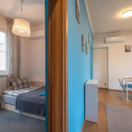 Lovely Brand New 2 Bdrm Apt. Apartamento Sofía